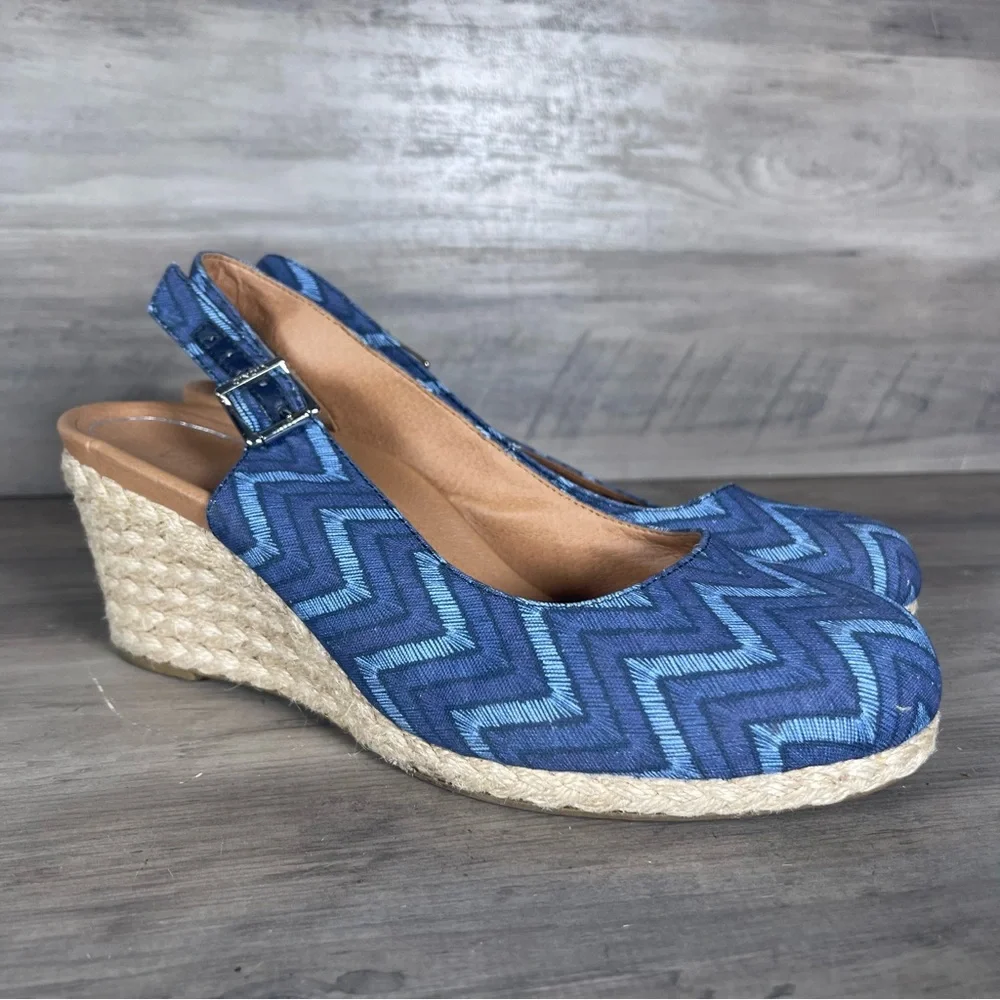 Vionic Womens 9 Coralina Blue Chevron Espadrille Supportive Wedge Slingback Shoe